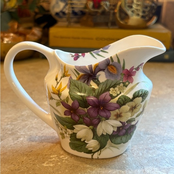 P.S. Fine Bine China Floral Ceramic Pitcher, made in England - Picture 2 of 8